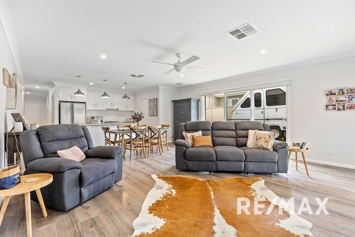 86 Barmedman Avenue Gobbagombalin New South Wales House for Sale RE