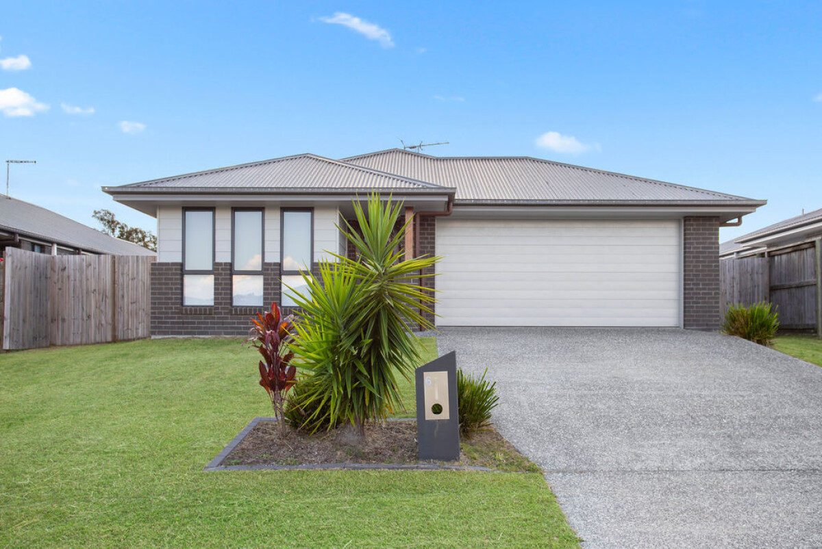 6 Mary Crescent Rosewood Queensland House for Sale RE/MAX Australia