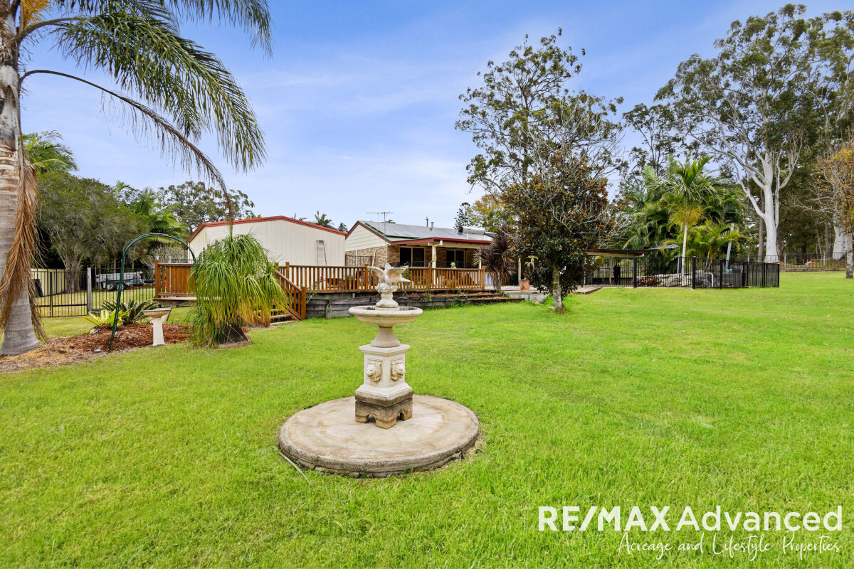 2 4 Kirrang Drive Elimbah Queensland AcreageSemirural for Sale RE