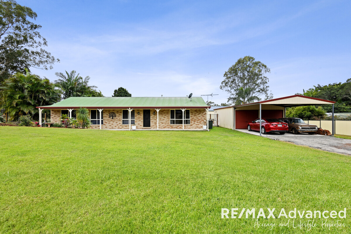 2 4 Kirrang Drive Elimbah Queensland AcreageSemirural for Sale RE
