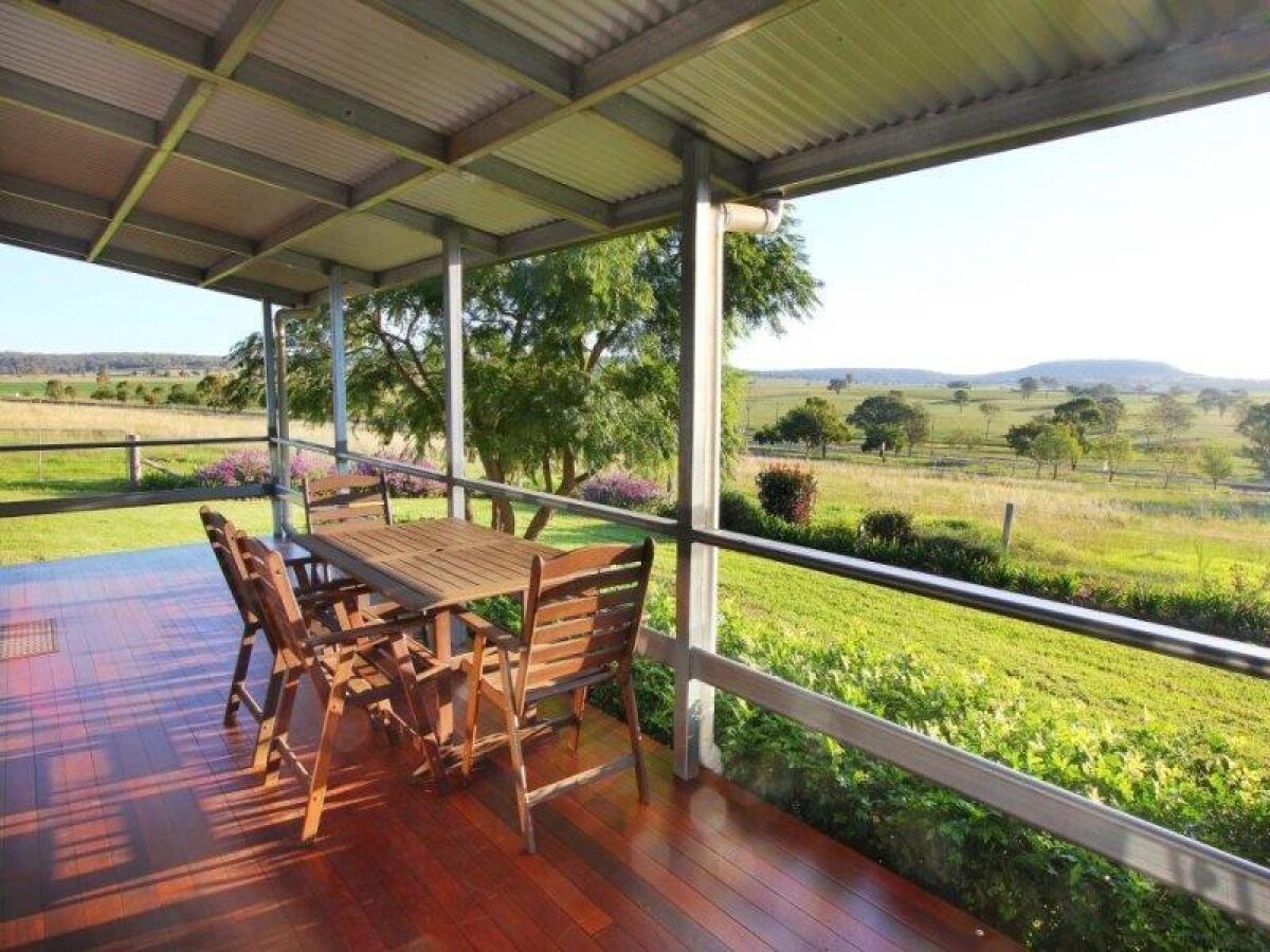 7 Haldon Street Greenmount Queensland AcreageSemirural for Sale RE/MAX Australia