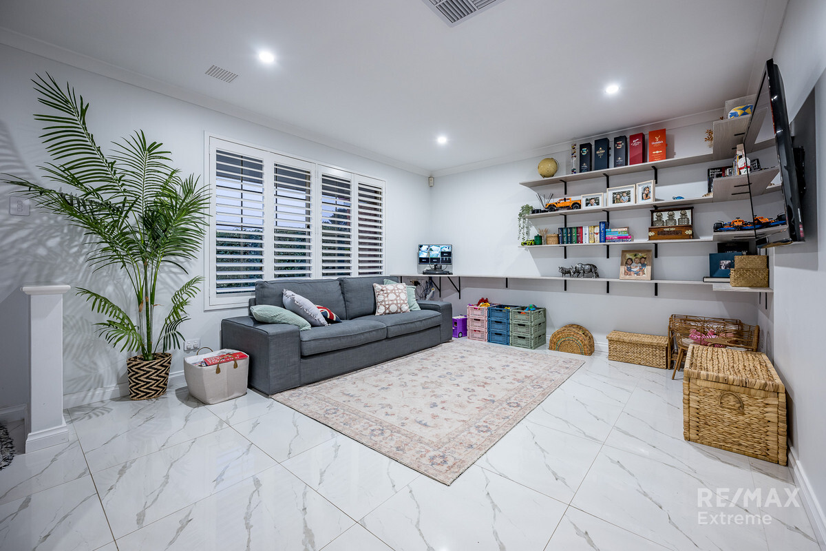 8 Melfort Circle Kinross Western Australia House for Sale RE/MAX