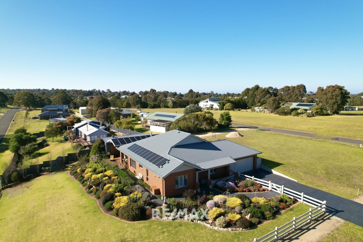 1 Ruth Street Metung Victoria House for Sale RE/MAX Australia