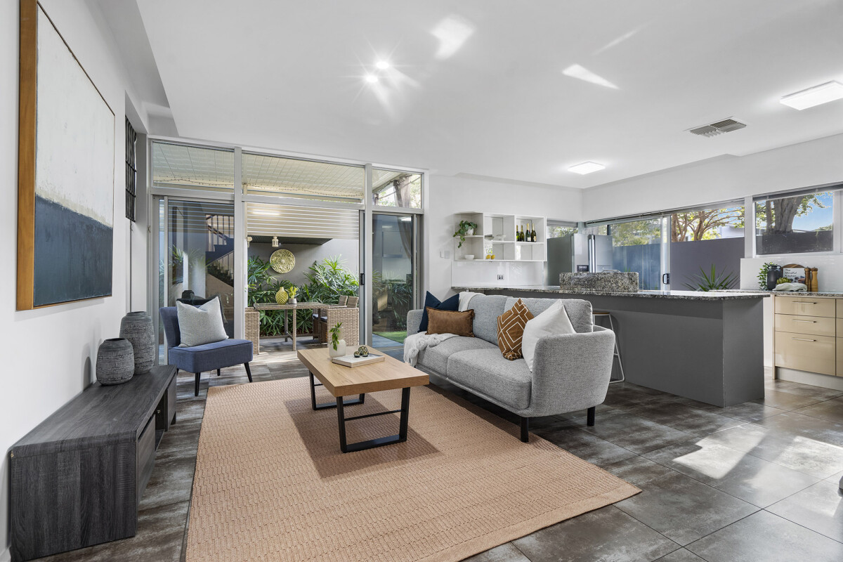 1/18 Addison Avenue Bulimba Queensland House for Sale RE/MAX Australia