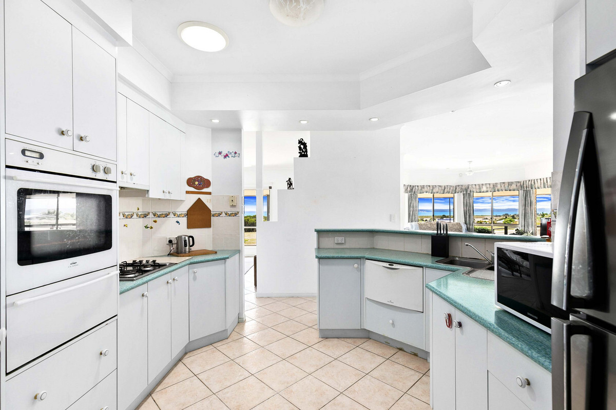 8 Windjammer Circuit River Heads Queensland House for Sale RE/MAX