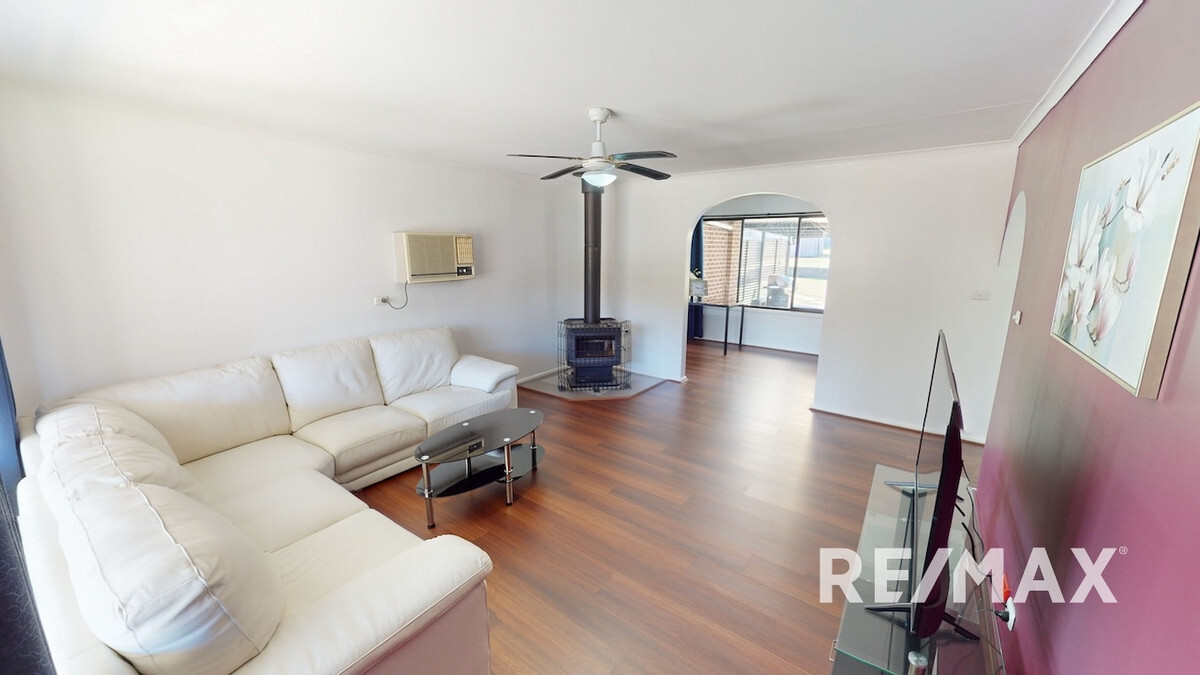 27 Sydney Street Tarcutta New South Wales House for Sale RE/MAX Australia