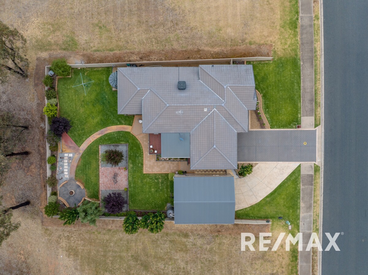 27 John Potts Drive Junee New South Wales House for Sale RE/MAX Australia