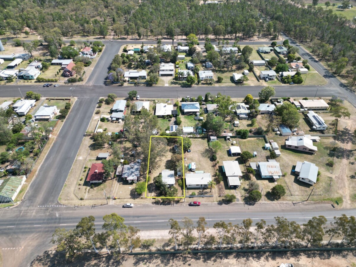 15 Taylor Street Cecil Plains Queensland House for Sale RE/MAX Australia