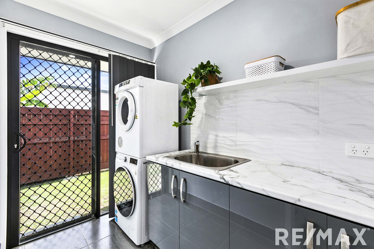 8 Wallace Court Urangan Queensland House for Sale RE/MAX Australia