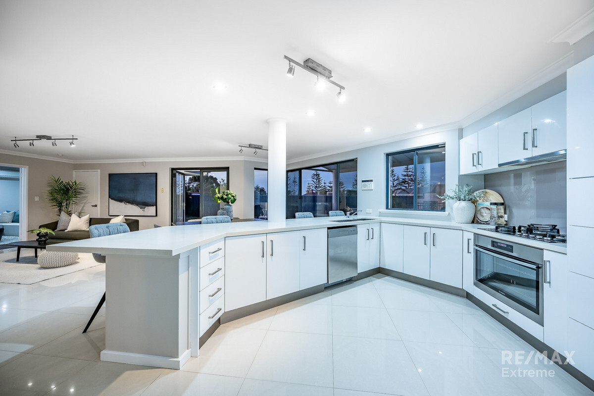 45 Savannah Way Iluka Western Australia House for Sale RE/MAX Australia