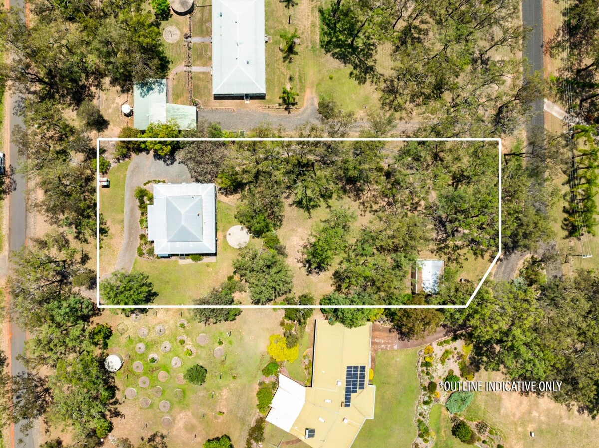 12 Frene Court Goombungee Queensland AcreageSemirural for Sale RE