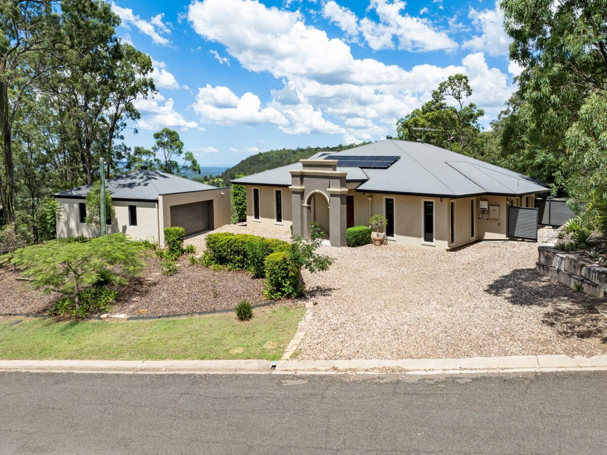 9 Gordon Crescent Withcott Queensland House for Sale RE/MAX Australia
