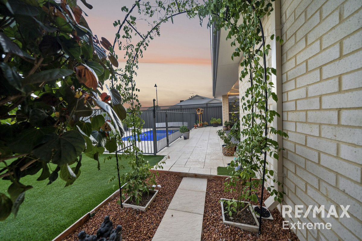 4 Birdie Grove Yanchep Western Australia House for Sale RE/MAX Australia