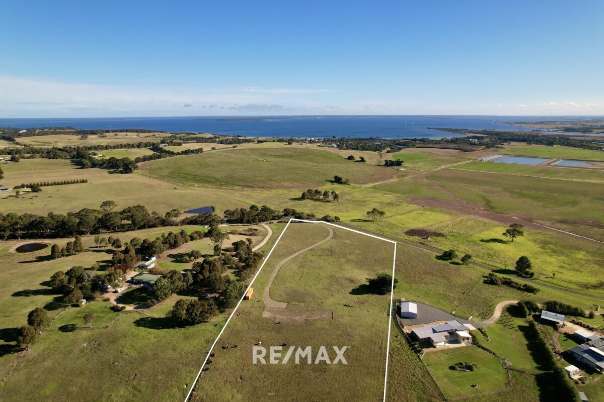 10 Hill View Lane Metung Victoria for Sale RE/MAX Australia