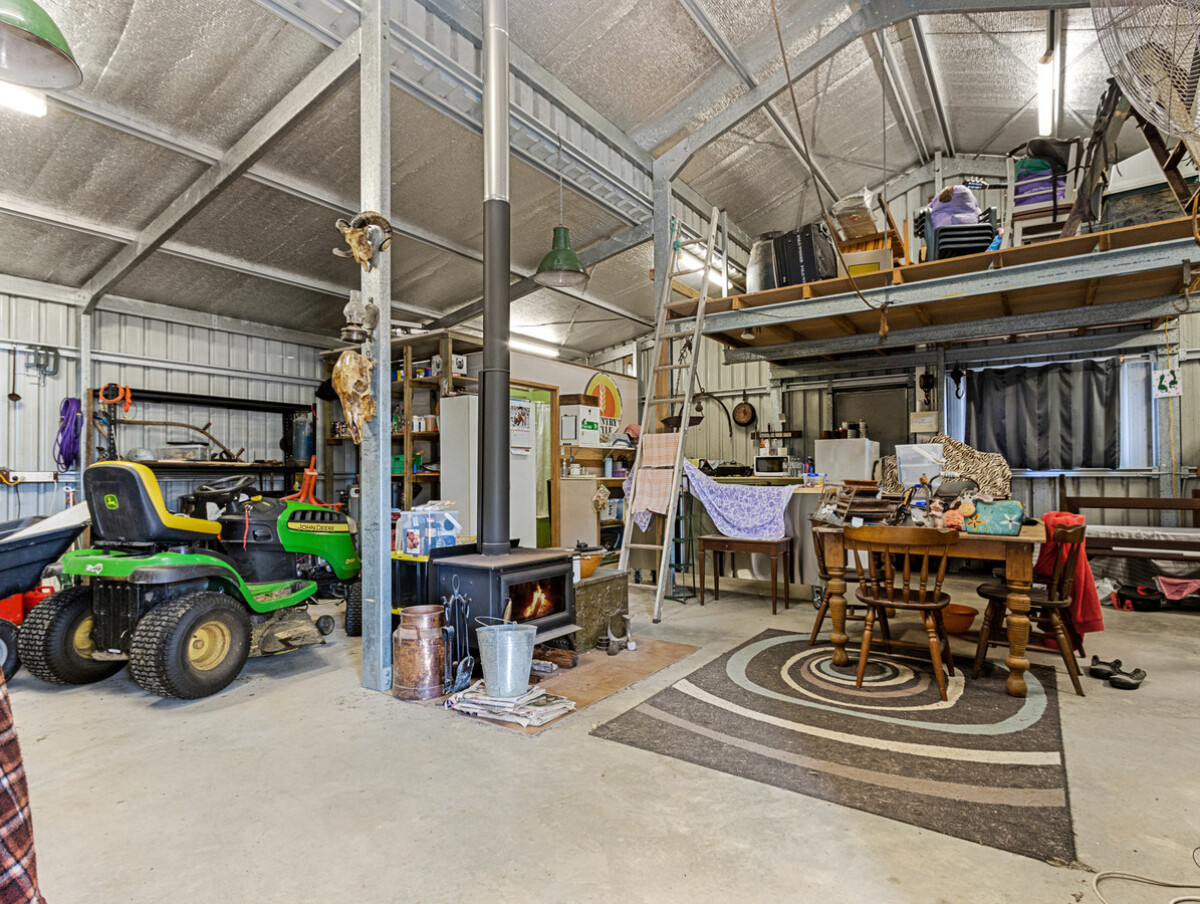 98 Fleming Road Glenwood Queensland for Sale RE/MAX Australia