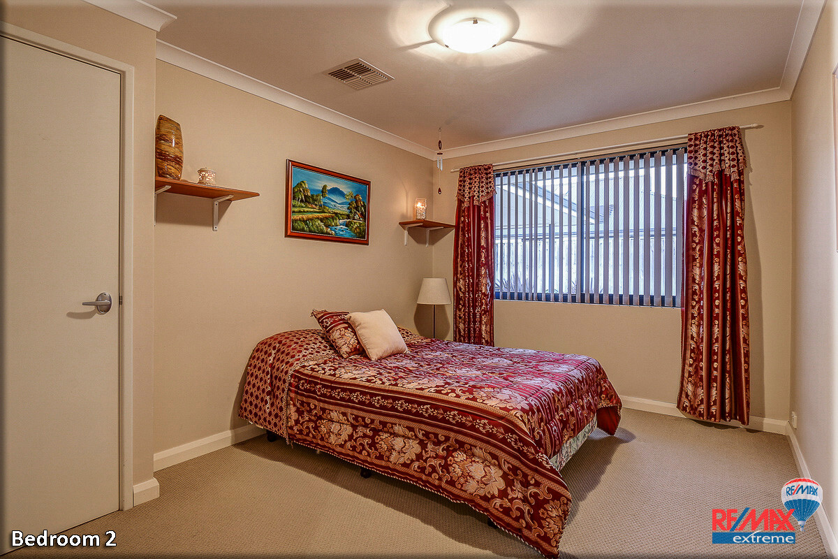 37 Dumaresq Loop Quinns Rocks Western Australia House for Sale RE/MAX