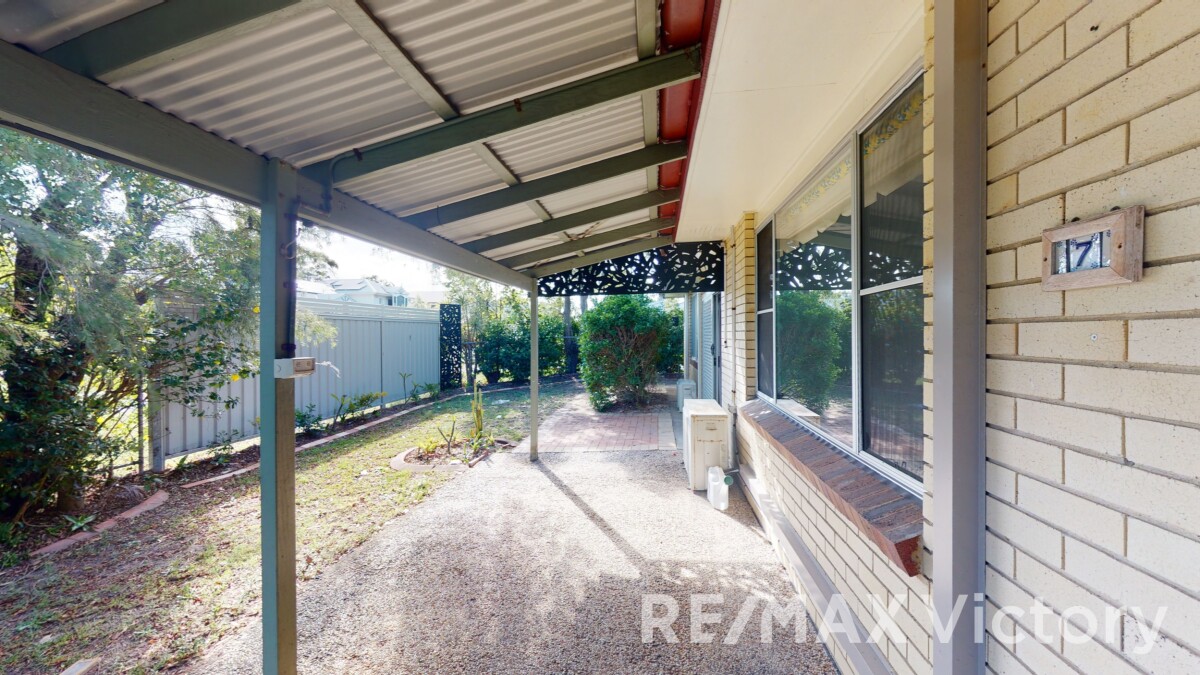 7 Phillip Street Beachmere Queensland House for Sale RE/MAX Australia