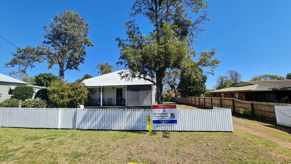 5 King Street Goombungee Queensland House for Sale RE/MAX Australia