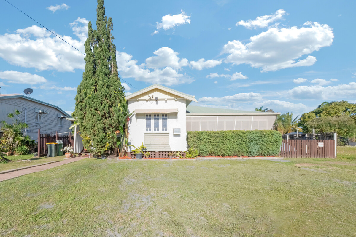 21 Symons Street South Mackay Queensland House for Sale RE/MAX Australia