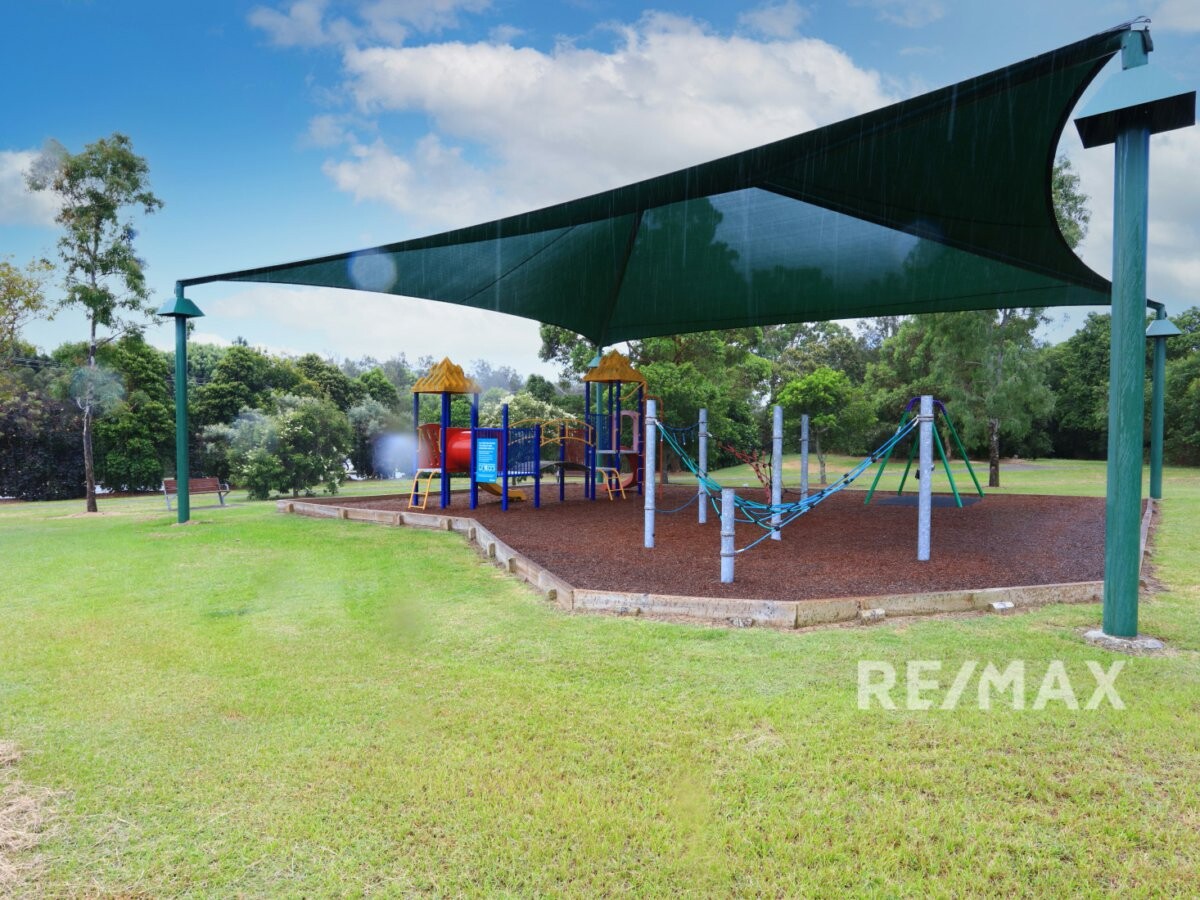 139 151 Gooding Drive (Villas) Merrimac Queensland DuplexSemi