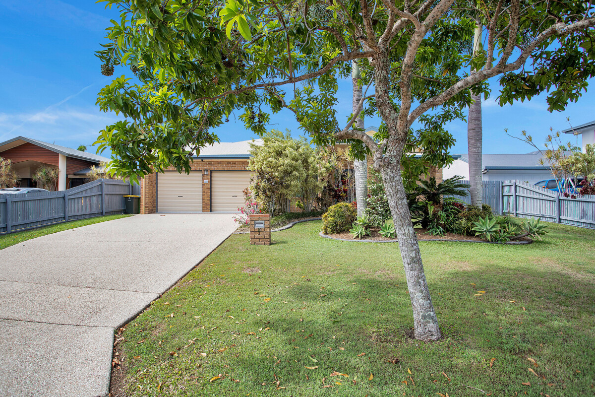 10 Toorak Street Glenella Queensland House for Sale RE/MAX Australia