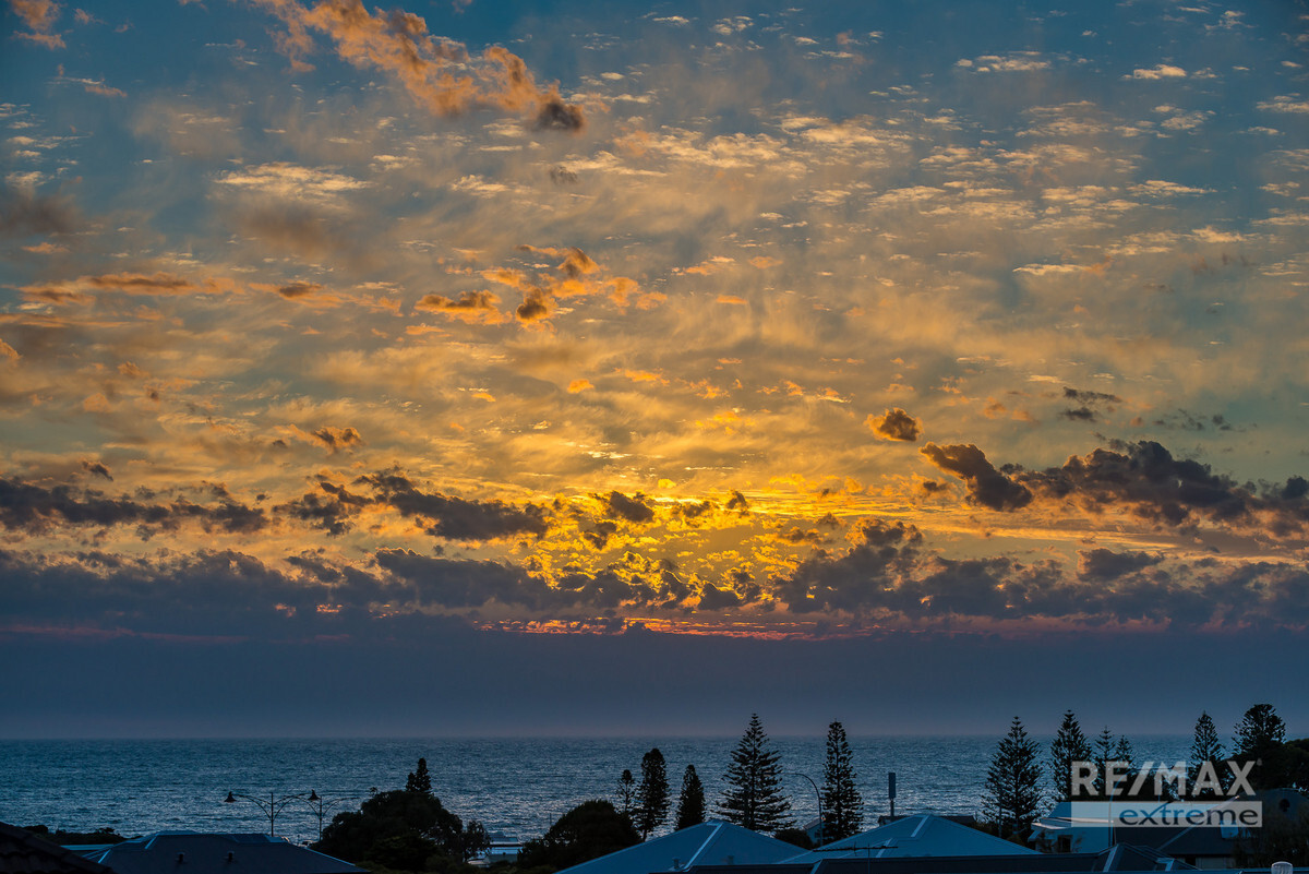 16 Blackpool Promenade Iluka Western Australia House for Sale RE/MAX