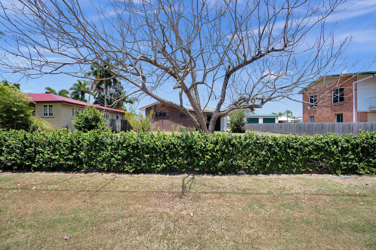 8 Davey Street Glenella Queensland House for Sale RE/MAX Australia