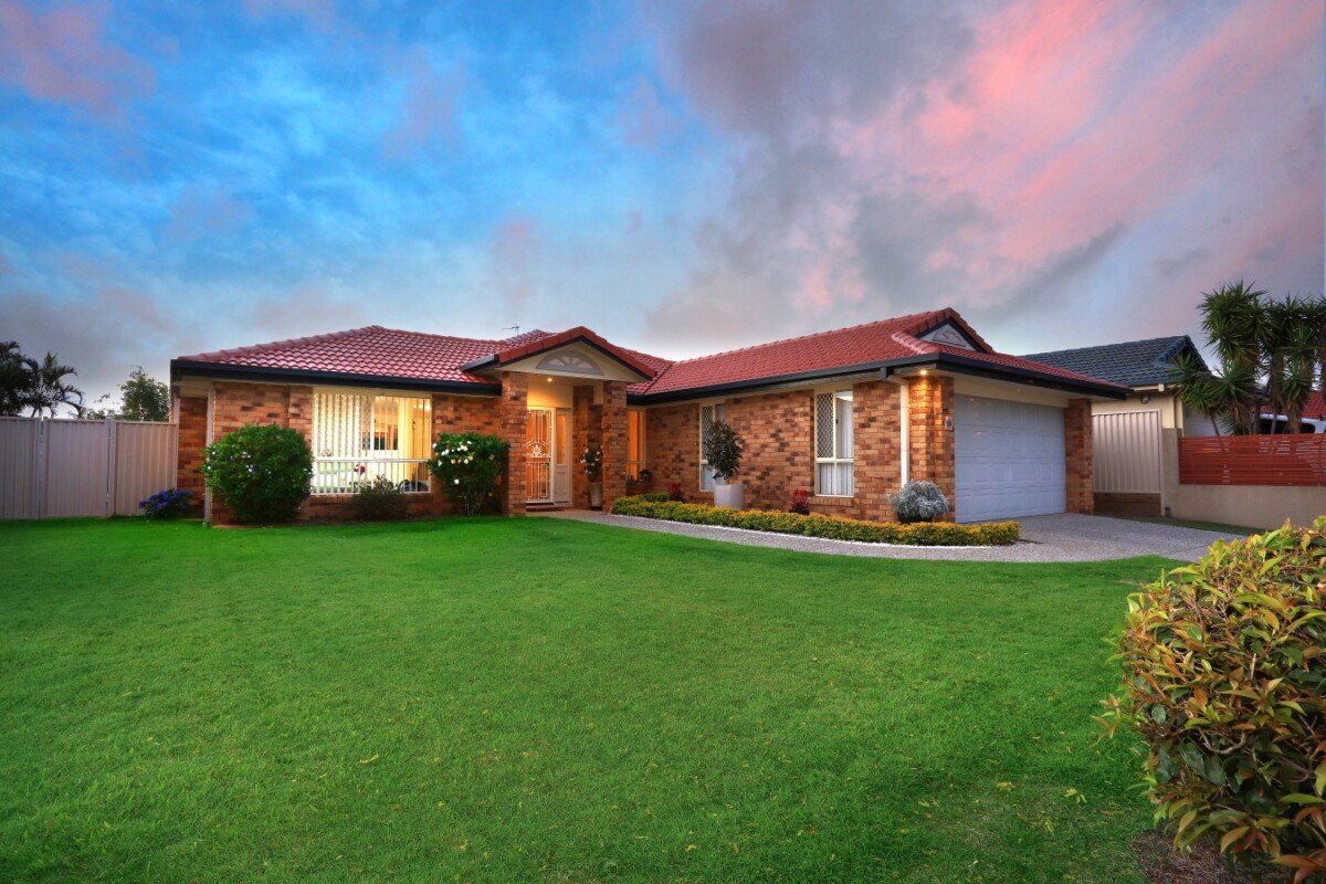 28 Oak Hill Crescent Parkwood Queensland House for Sale RE/MAX Australia
