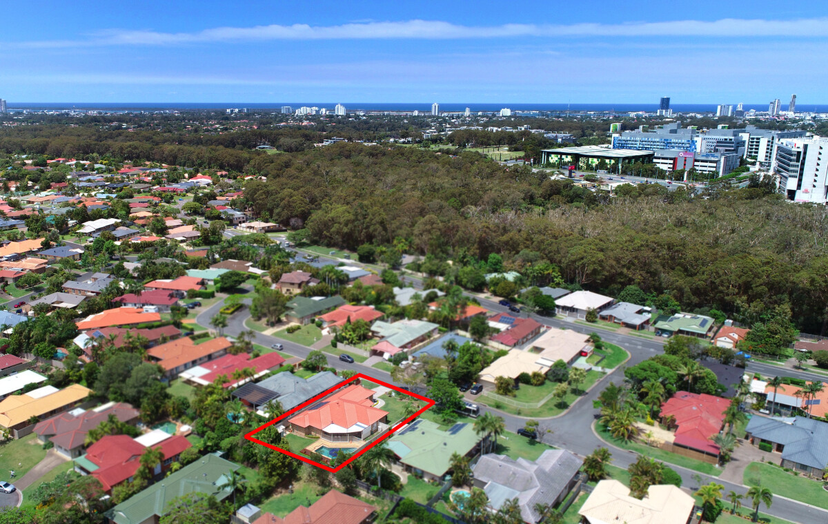 28 Oak Hill Crescent Parkwood Queensland House for Sale RE/MAX Australia