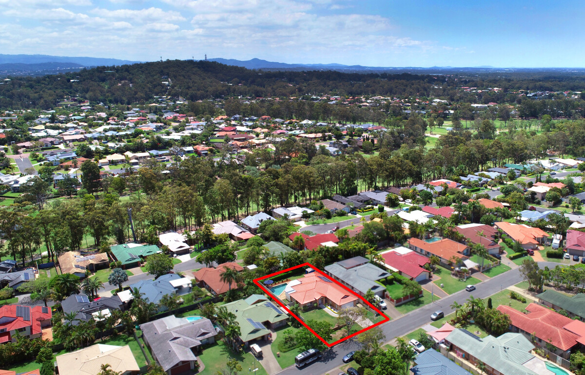 28 Oak Hill Crescent Parkwood Queensland House for Sale RE/MAX Australia