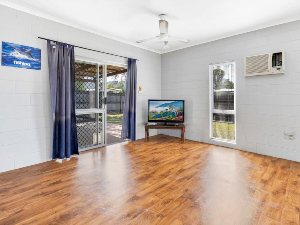 9 Alberta Drive Woree Queensland House for Sale RE/MAX Australia