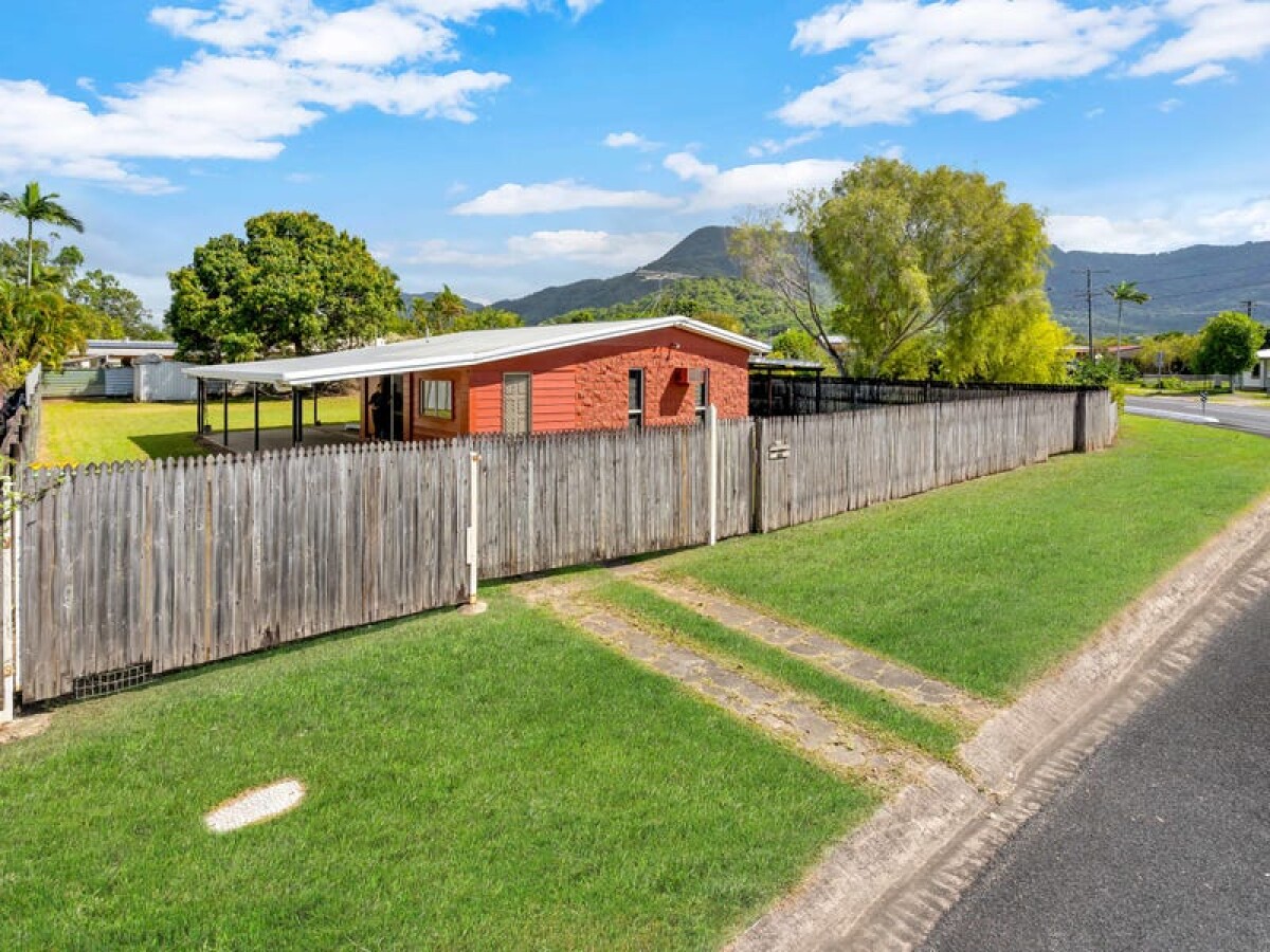 9 Alberta Drive Woree Queensland House for Sale RE/MAX Australia