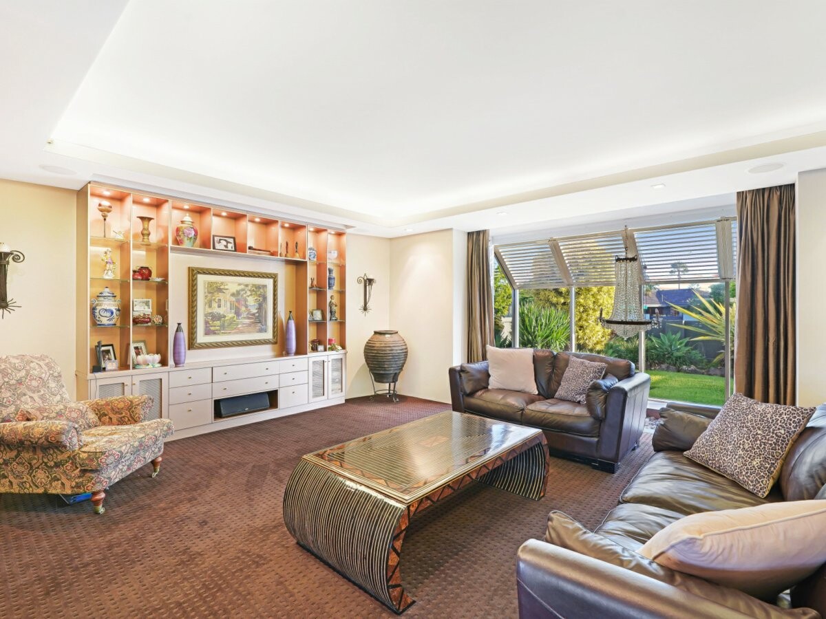 37 Intrepid Drive Mermaid Waters Queensland House for Sale RE/MAX