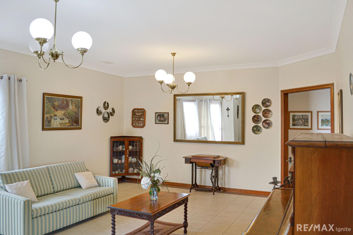 19 Cotter Crescent Riverhills Queensland House for Sale RE/MAX Australia