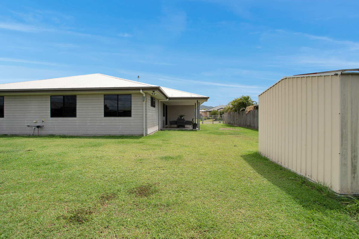 5 Lucy Court Mirani Queensland AcreageSemirural for Sale RE/MAX