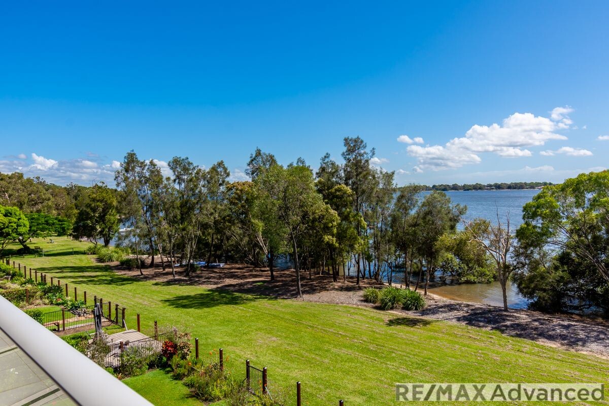 18/8a Spinnaker Drive Sandstone Point Queensland Apartment for Sale