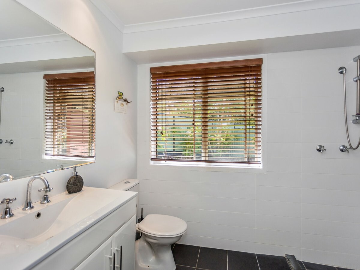 17 Birdsville Street Mudgeeraba Queensland House for Sale RE/MAX