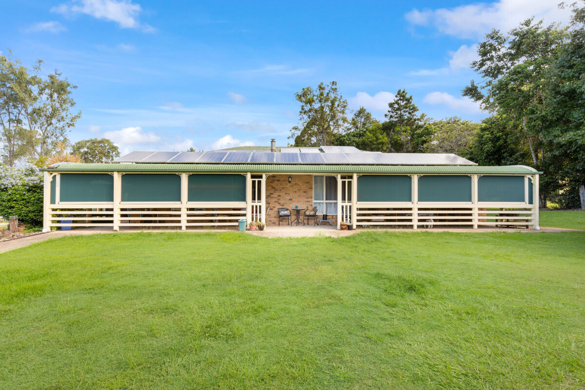68 Kauri Ct Woodford Queensland AcreageSemirural for Sale RE/MAX