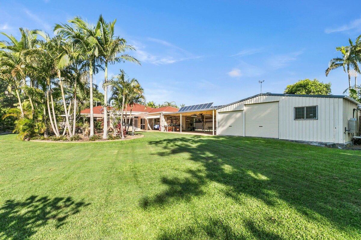 19 Pharlap Court Ningi Queensland House for Sale RE/MAX Australia