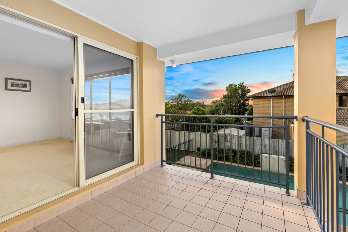 97 Highcrest Circuit Molendinar Queensland House for Sale RE/MAX