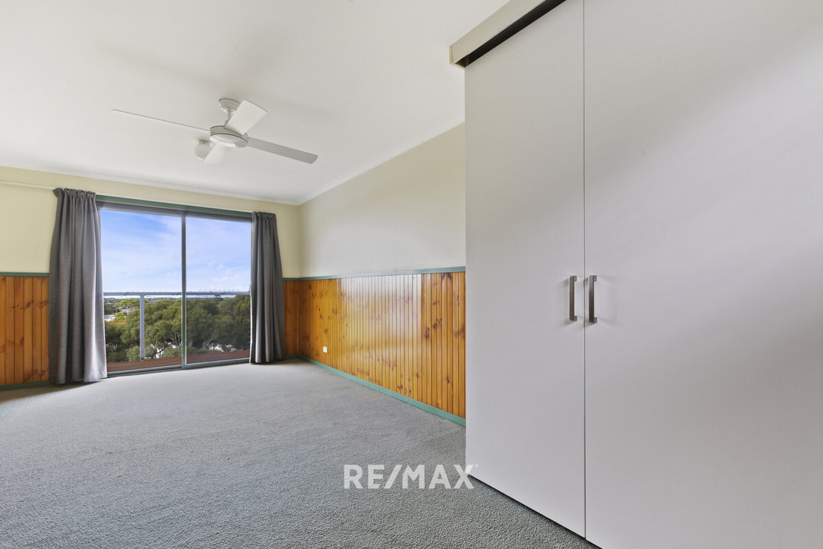 19 Outlook Avenue Lakes Entrance Victoria House for Sale RE/MAX Australia