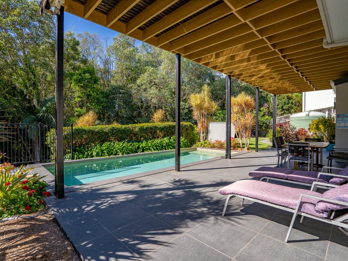 6 Curtis Court Mudgeeraba Queensland House for Sale RE/MAX Australia