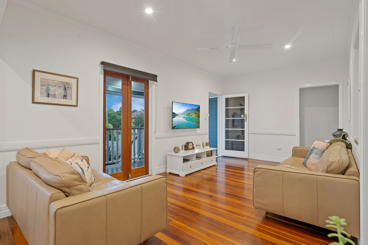 42 Greenmount Ave Holland Park Queensland House for Sale RE/MAX Australia