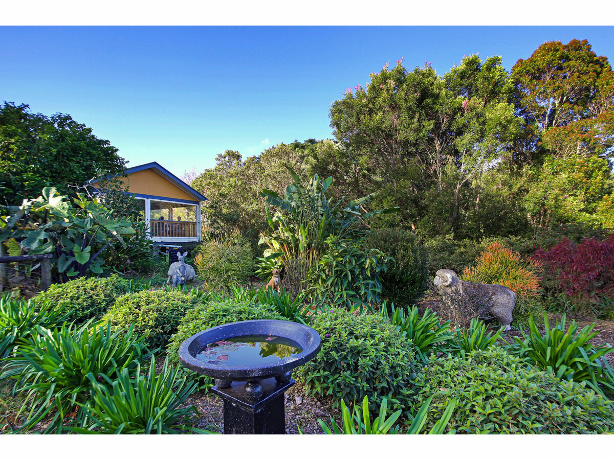 445 Flaxton Drive Flaxton Queensland House for Sale RE/MAX Australia