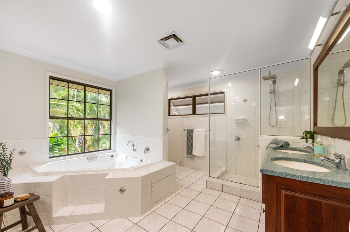 1124 MackayEungella Road Marian Queensland House for Sale RE/MAX