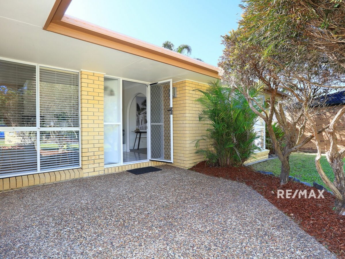 60 Merridown Drive Merrimac Queensland House for Sale RE/MAX Australia