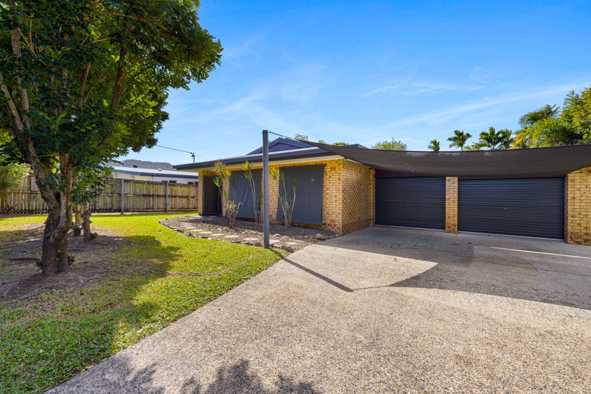 10 Ponticello Street Whitfield Queensland House for Sale RE/MAX Australia