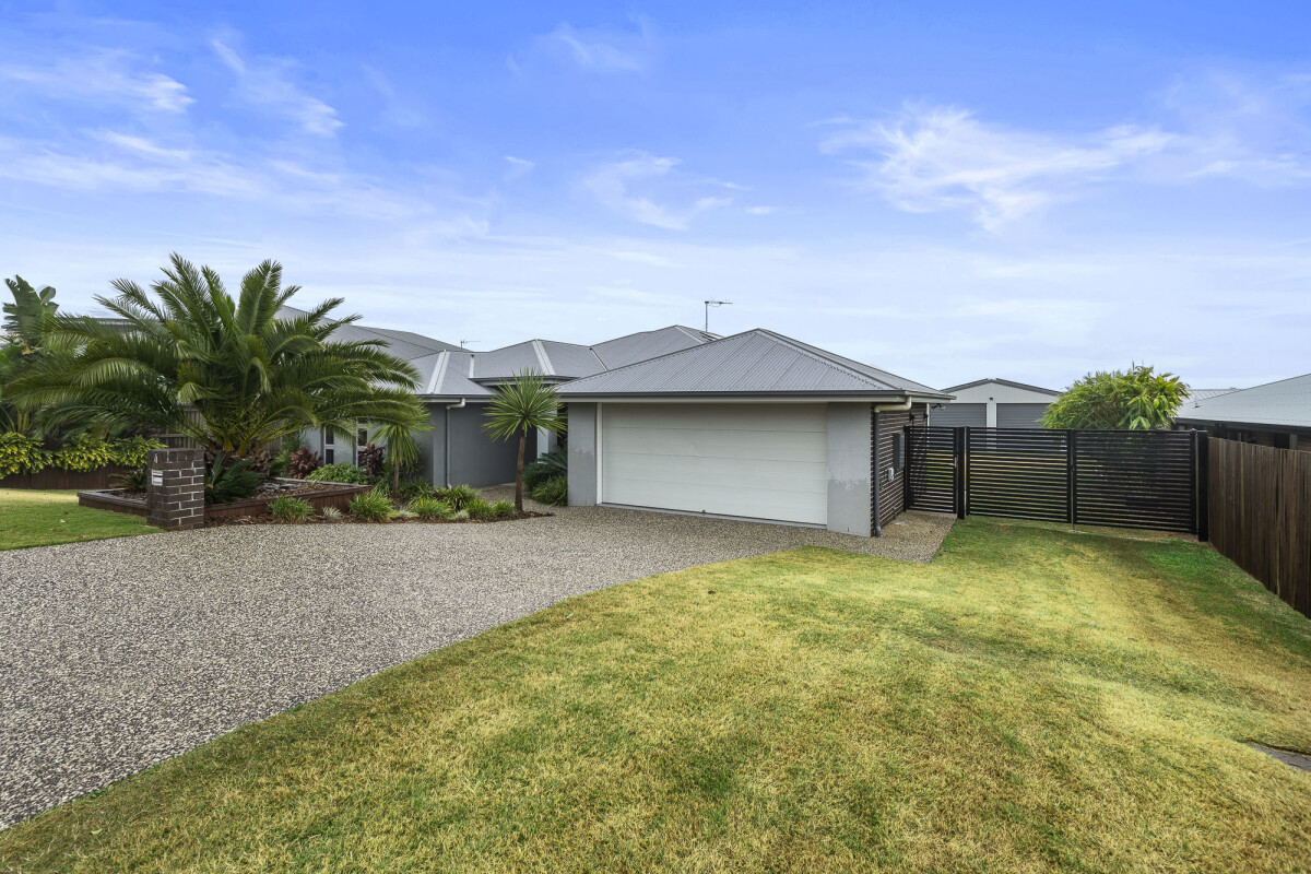 4 Hancock Circuit Kleinton Queensland House for Sale RE/MAX Australia