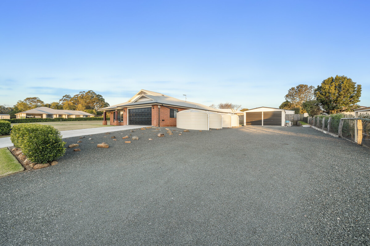 15 Fairview Crescent Highfields Queensland House for Sale RE/MAX