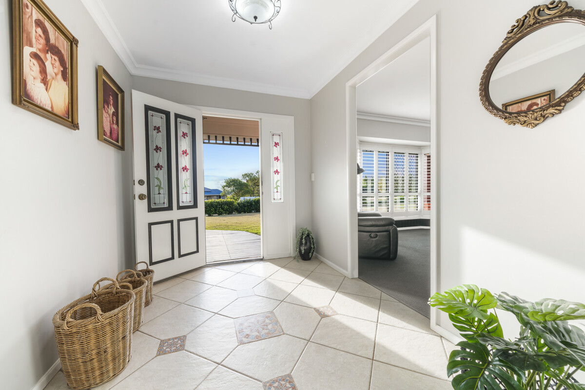 15 Fairview Crescent Highfields Queensland House for Sale RE/MAX